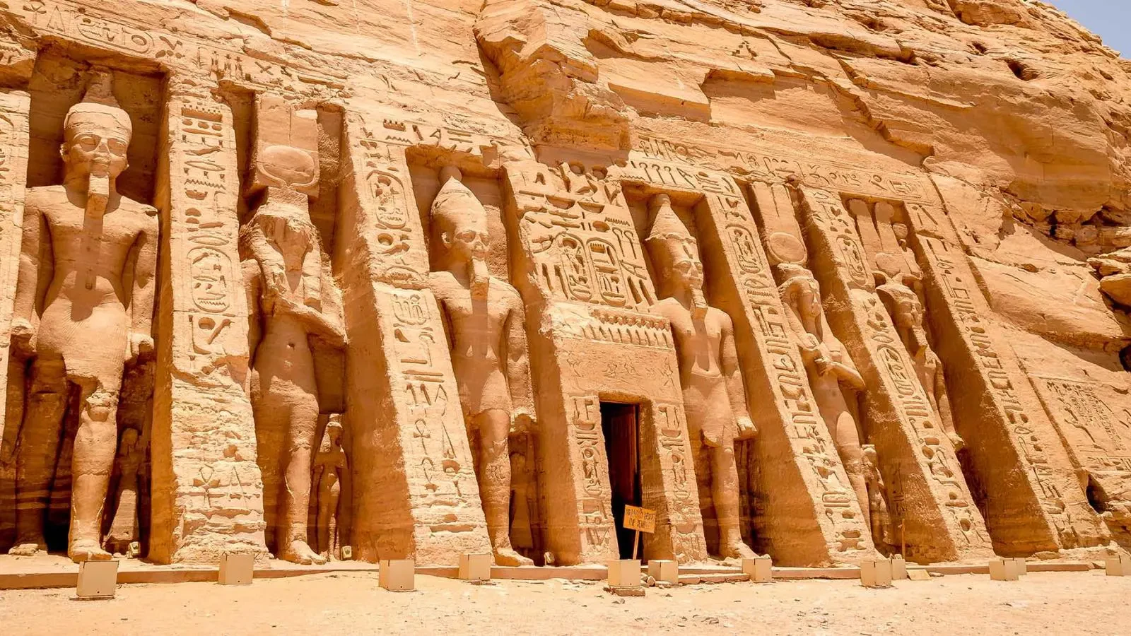 Explore Abu Simbel Temple on Egypt Tours