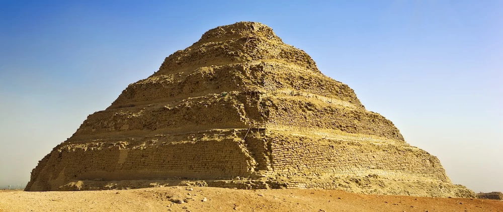 Step pyramid