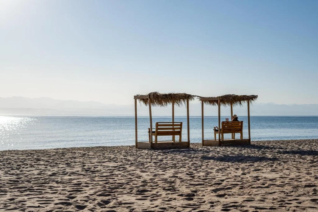 Strand Beach Resort - 10