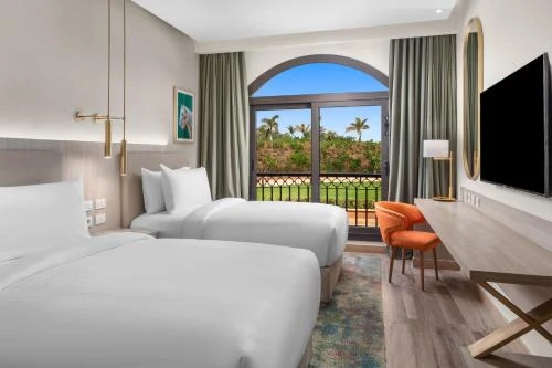 Hilton Alexandria King's Ranch Hotel - 2