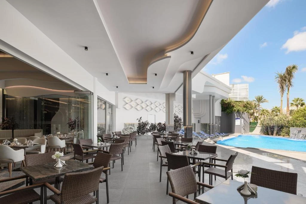 Crowne Plaza Alexandria Mirage by IHG - 4